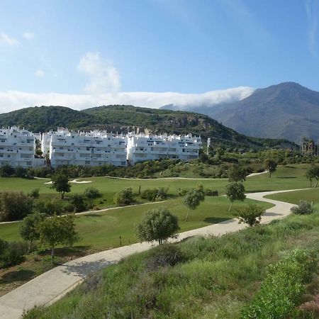 Valle Romano Golf Resort Capitolio Естепона Екстериор снимка