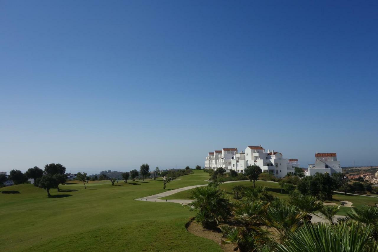 Valle Romano Golf Resort Capitolio Естепона Екстериор снимка